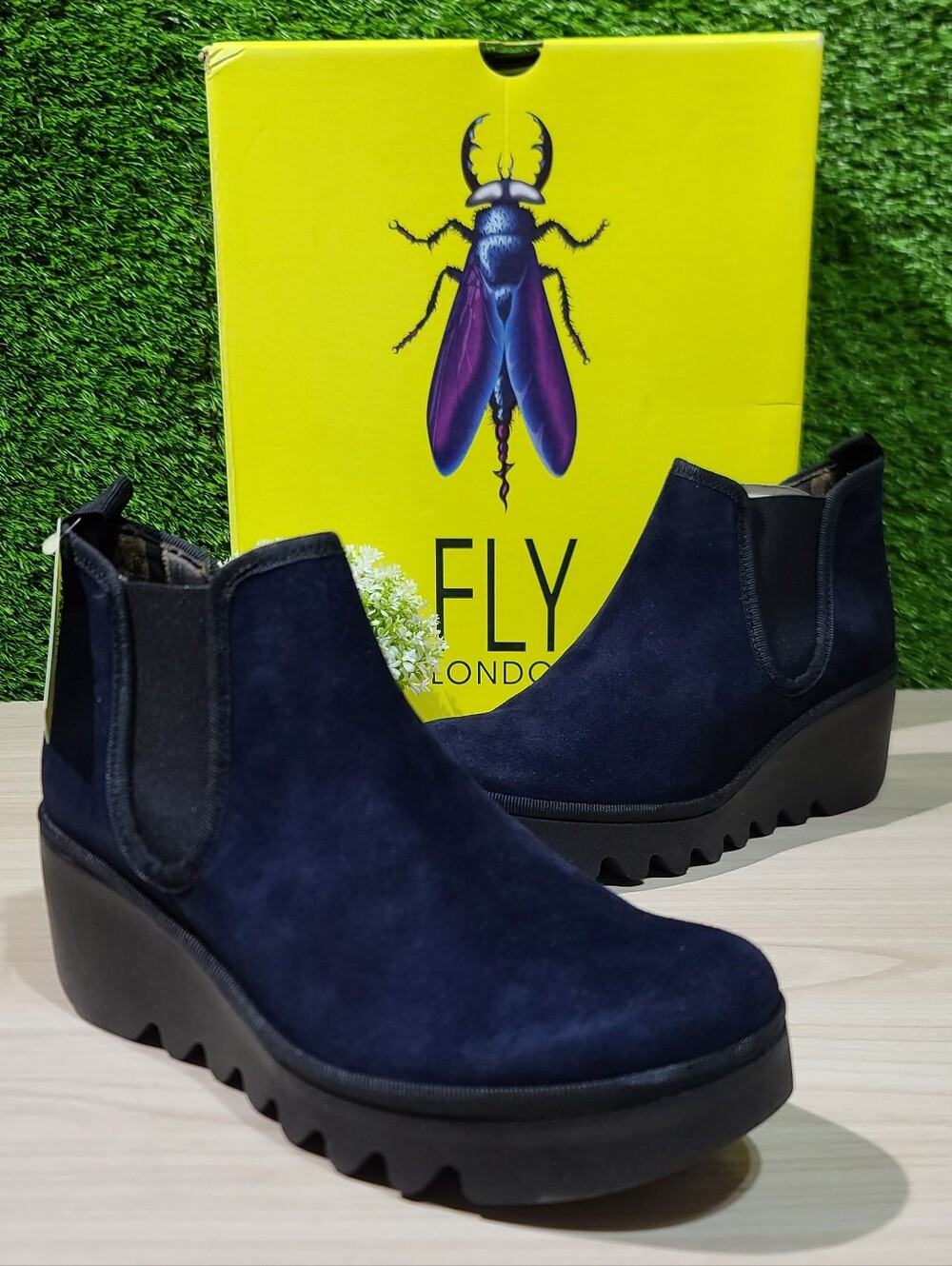 Fly London Byne BYNE349FLY Chelsea Boots / Oil Suede Navy EU 39 NEW